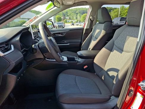 Certified 2025 Toyota RAV4 XLE w/ Convenience Package AWD/4WD image 13