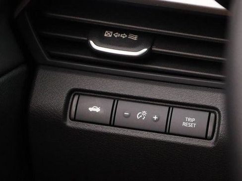 Used 2025 Nissan Altima 2.5 SV FWD image 20