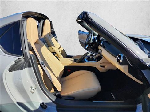 New 2026 MAZDA MX-5 Miata RF Grand Touring w/ Appearance Package RWD image 24