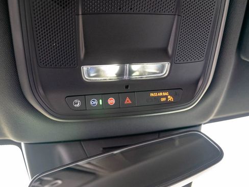 Certified 2024 Chevrolet Equinox EV RS FWD image 15