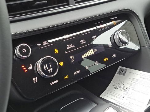 New 2026 INFINITI QX60 Luxe w/ Cargo Package image 9