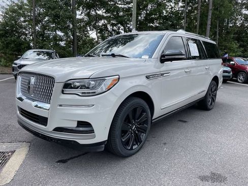 Used 2024 Lincoln Navigator L Reserve AWD/4WD image 22