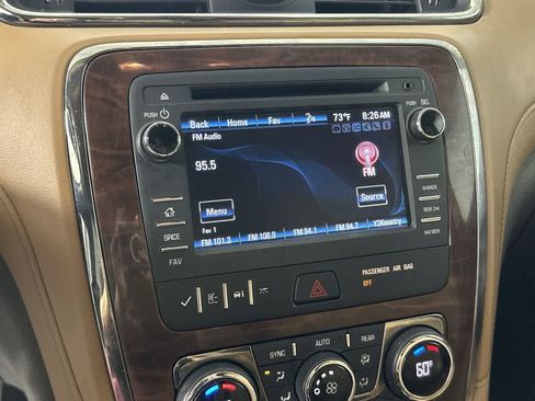 Used 2017 Buick Enclave Leather FWD image 16