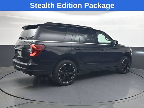 Used 2023 Ford Expedition Limited AWD/4WD image 4