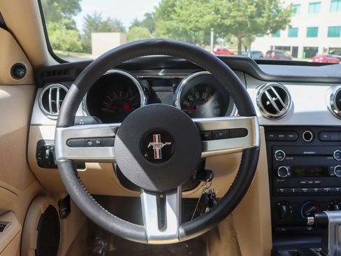 Used 2008 Ford Mustang GT Premium RWD image 24