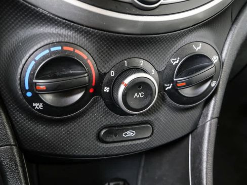 Used 2014 Hyundai Accent GS image 18