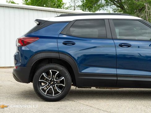 Used 2022 Chevrolet TrailBlazer ACTIV w/ Convenience Package FWD image 5