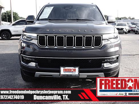 Used 2022 Jeep Wagoneer Series II RWD image 8