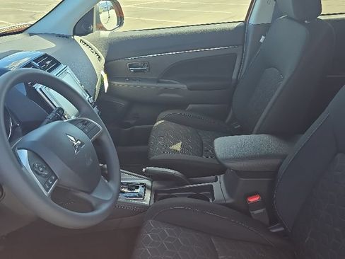 Used 2026 Mitsubishi Outlander Sport ES AWD/4WD image 9