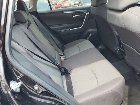 Certified 2025 Toyota RAV4 XLE image 31