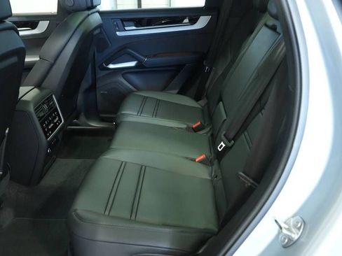 New 2026 Porsche Cayenne AWD/4WD image 27