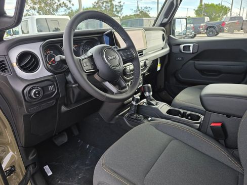 New 2026 Jeep Gladiator Sport image 13
