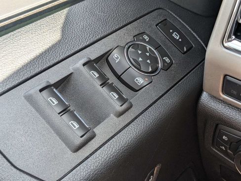Used 2017 Ford F250 Lariat w/ Chrome Package RWD image 28
