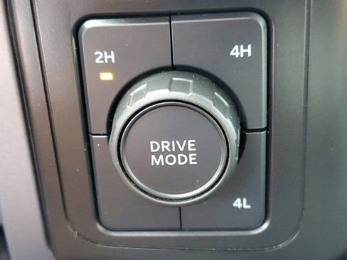 Certified 2023 Ford F150 XLT image 31