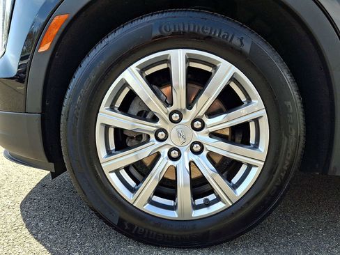 Certified 2023 Cadillac XT4 Premium Luxury AWD/4WD image 9