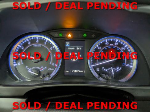 Used 2018 Toyota Highlander SE image 20