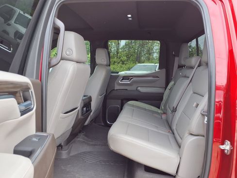 Used 2022 Chevrolet Silverado 1500 LT Trail Boss w/ LT Trail Boss Premium Package AWD/4WD image 25