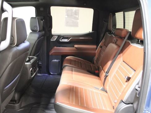 Certified 2024 GMC Sierra 1500 Denali Ultimate AWD/4WD image 23