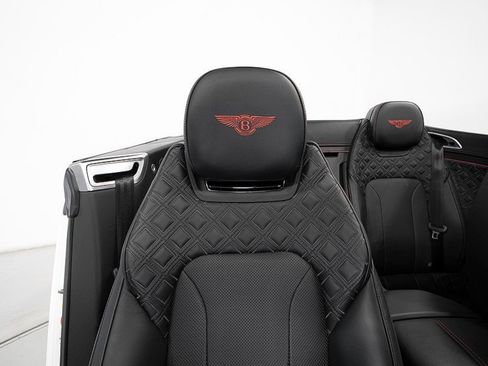 Used 2020 Bentley Continental GT image 50