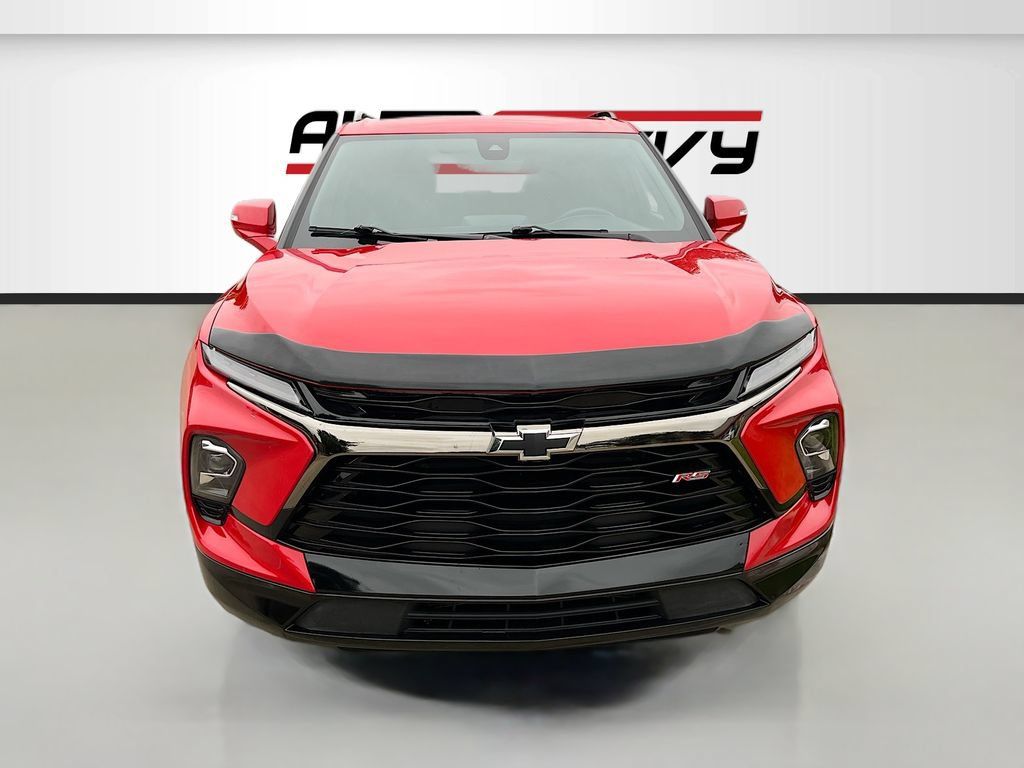 Used 2024 Chevrolet Blazer RS w/ Driver Confidence II Package AWD/4WD image 2