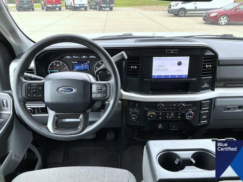 Certified 2025 Ford F250 XLT AWD/4WD image 12