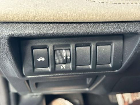 Certified 2023 Subaru Legacy Limited image 30