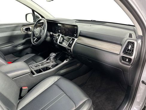 Used 2023 Kia Sorento X-Line EX image 32