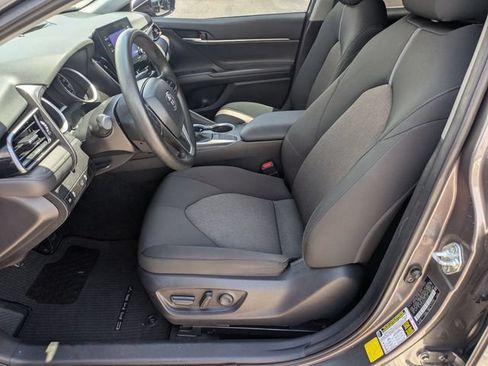 Used 2023 Toyota Camry LE FWD image 13