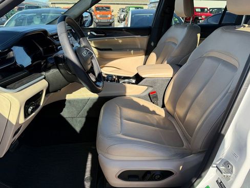 Used 2022 Jeep Grand Cherokee Limited 4xe AWD/4WD image 19