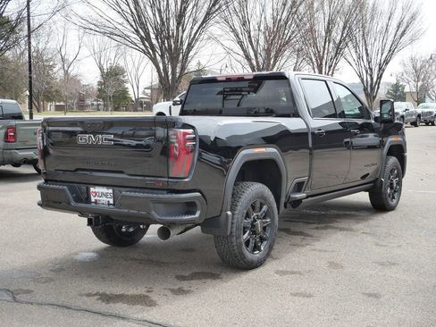 New 2026 GMC Sierra 3500 AT4 w/ AT4 Premium Plus Package AWD/4WD image 17