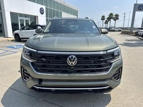 Used 2025 Volkswagen Atlas SEL Premium R-Line AWD/4WD image 2
