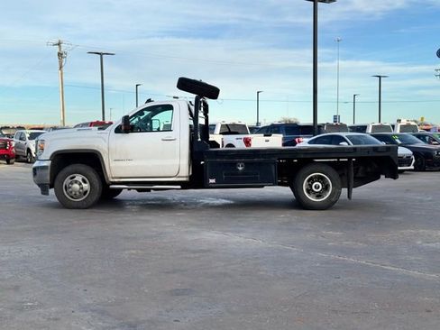 Used 2017 GMC Sierra 3500 SLE image 4
