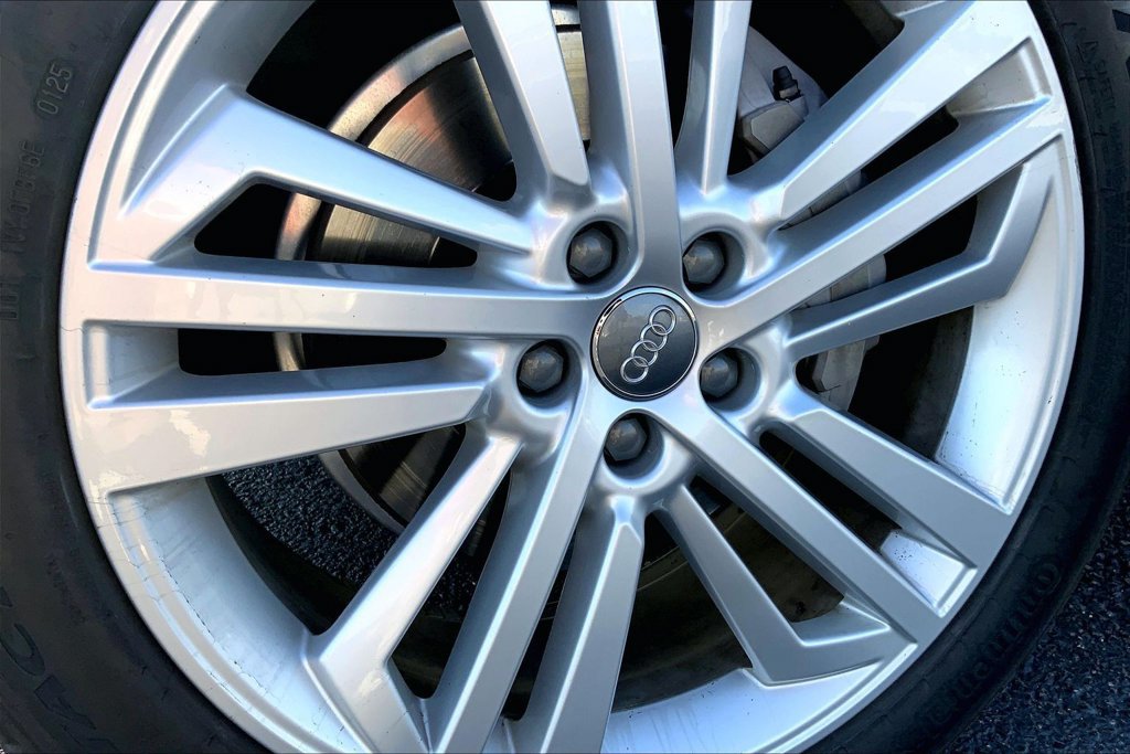 Used 2018 Audi Q5 2.0T Premium Plus AWD/4WD image 3
