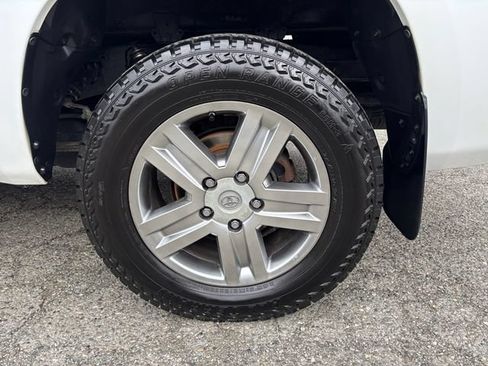 Used 2011 Toyota Tundra Limited w/ Memory Pkg AWD/4WD image 27