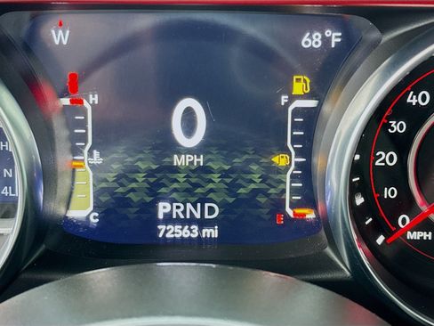 Used 2021 Jeep Wrangler Unlimited Rubicon AWD/4WD image 8