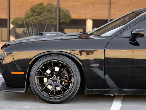 Used 2015 Dodge Challenger R/T Plus image 14