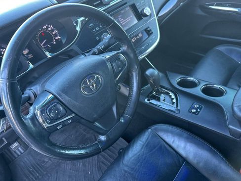 Used 2013 Toyota Avalon Limited image 11
