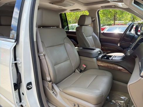 Used 2015 Chevrolet Suburban LTZ AWD/4WD image 12