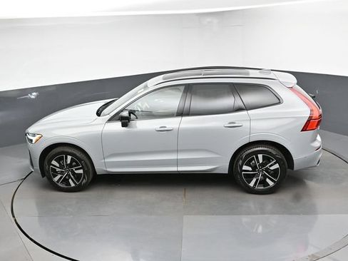 New 2026 Volvo XC60 B5 Plus w/ Protection Package Premier AWD/4WD image 47