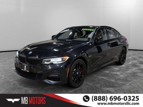 Used 2022 BMW 330e xDrive image 9