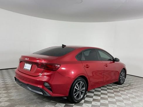 Used 2024 Kia Forte LXS FWD image 5