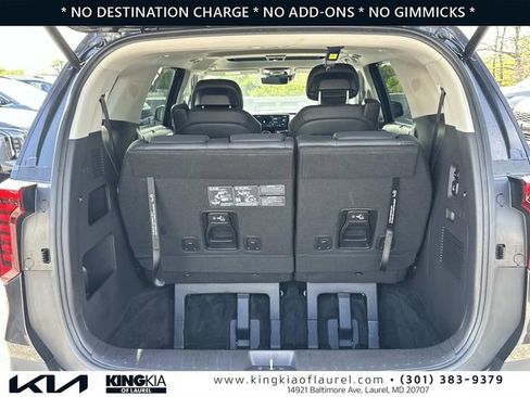 Used 2025 Kia Carnival SX Prestige FWD image 18