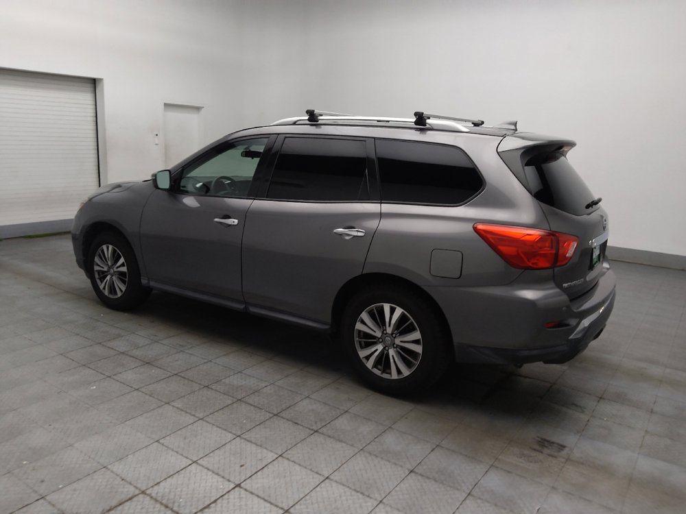 Used 2019 Nissan Pathfinder S FWD image 3