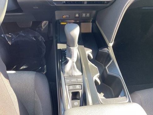 Certified 2025 Toyota Camry LE image 27