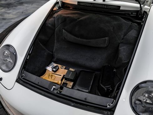 Used 1996 Porsche 911 GT3 RS image 98