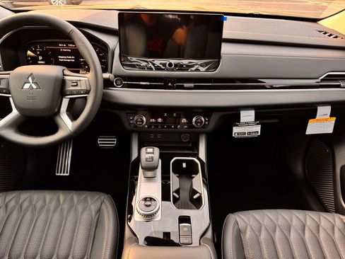 New 2026 Mitsubishi Outlander SEL FWD image 24