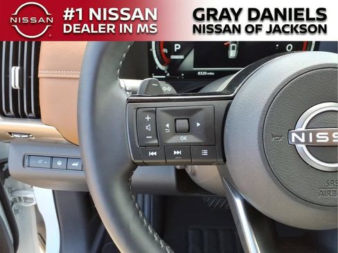 Certified 2025 Nissan Pathfinder Platinum w/ Cargo Package FWD image 15
