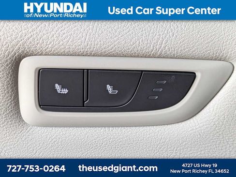 Used 2018 Cadillac CT6 Luxury AWD/4WD image 16