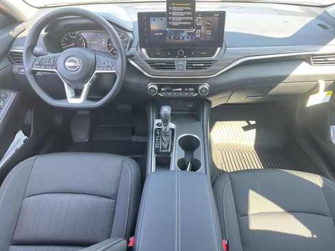 New 2026 Nissan Altima 2.5 SV image 2