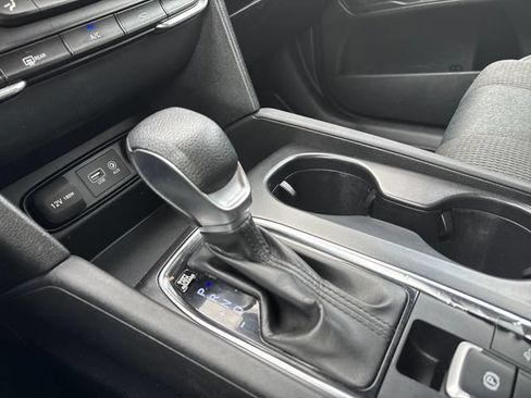 Used 2019 Hyundai Santa Fe SE AWD/4WD image 20